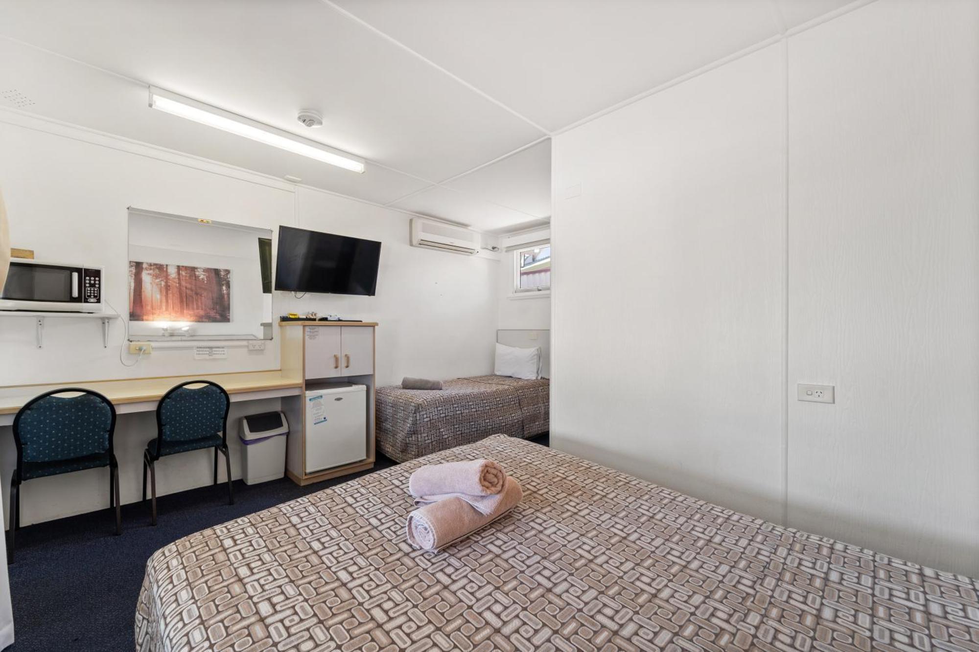 Tally Ho Motor Inn Tenterfield Extérieur photo