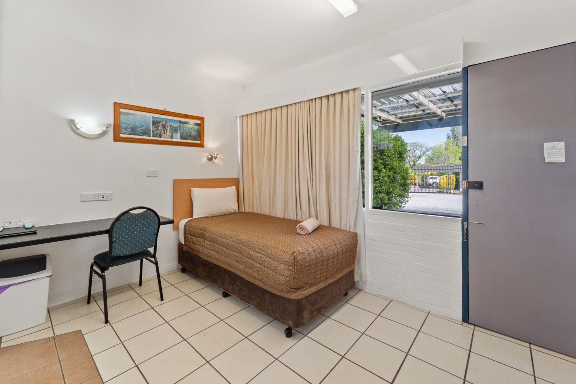 Tally Ho Motor Inn Tenterfield Extérieur photo