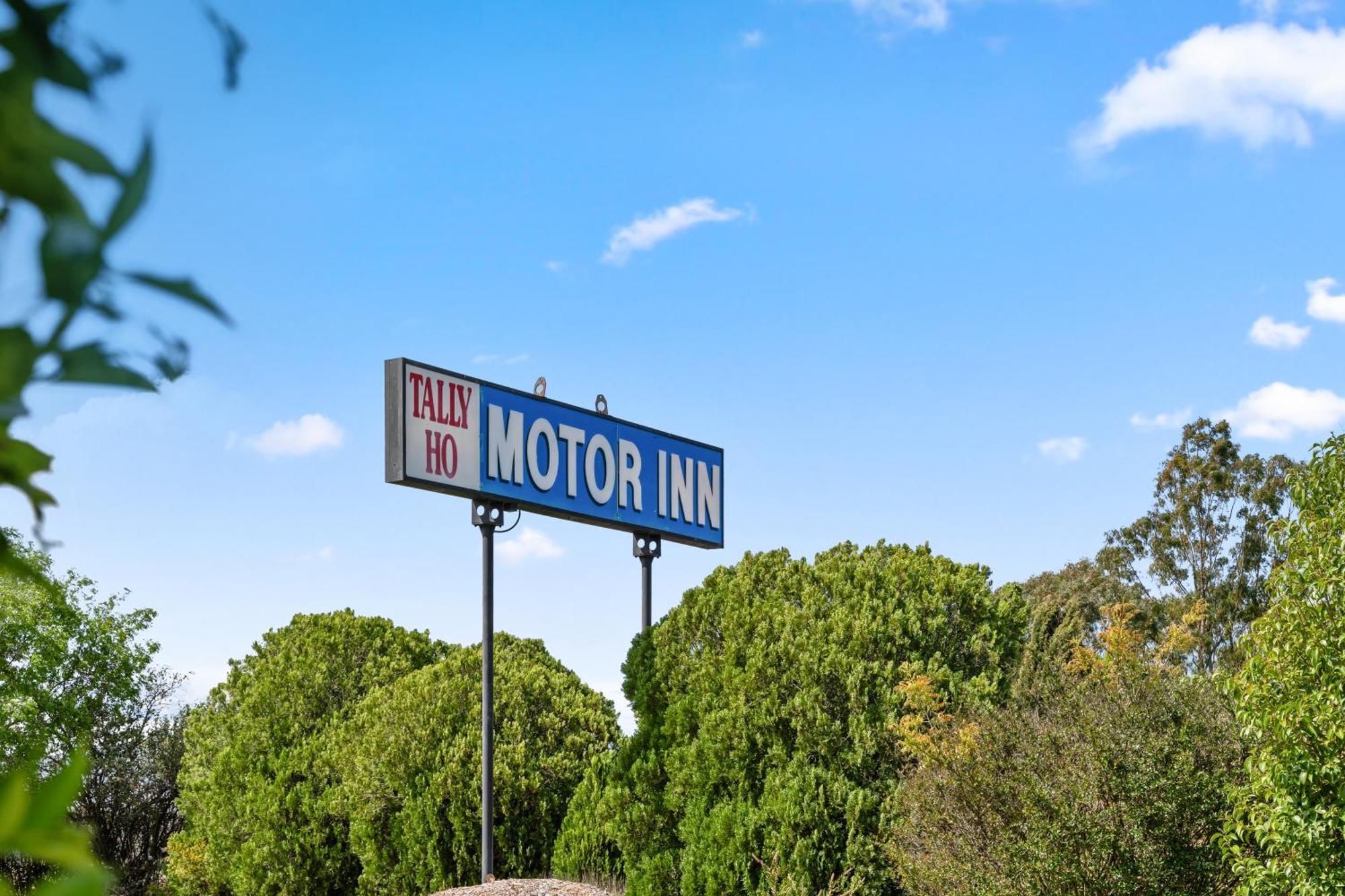 Tally Ho Motor Inn Tenterfield Extérieur photo